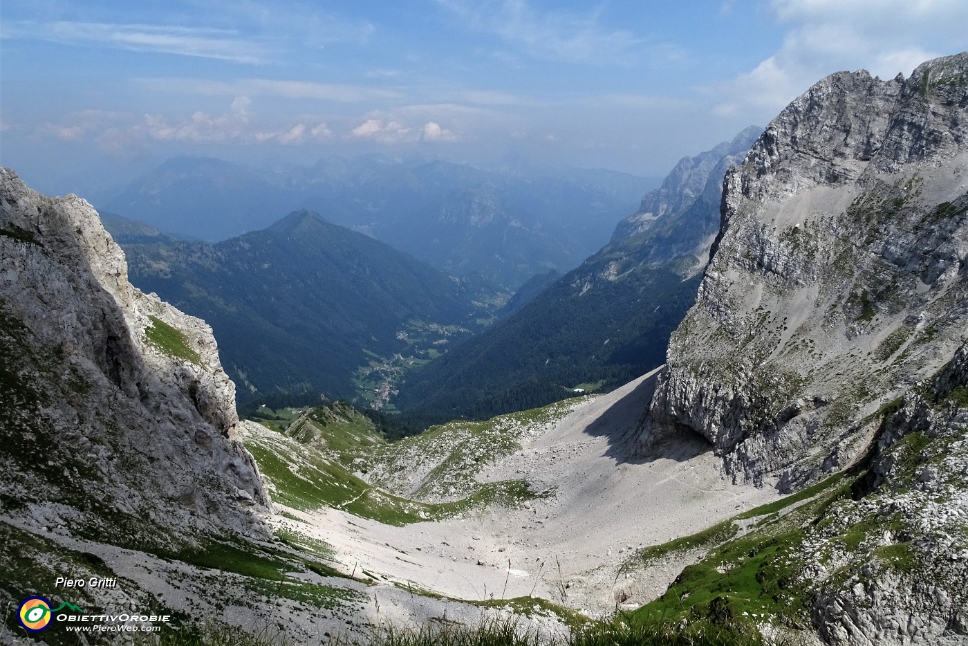 59 Altra vista sul percorso perilpo Arera che ci aspetta.JPG -                                